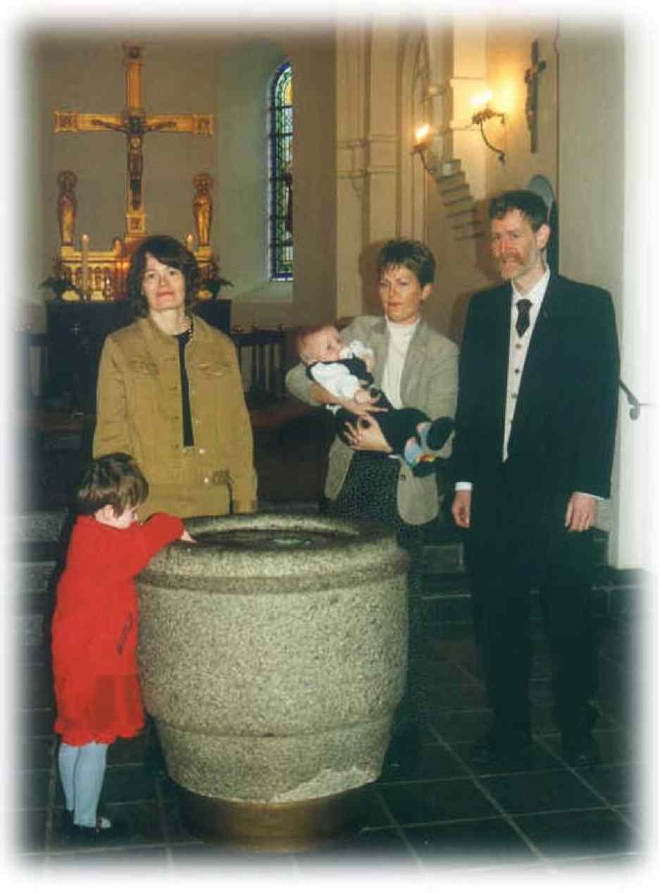 Снимка с крещения 2003 г.